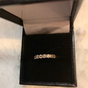 Set of white gold wedding set with diamonds size 6